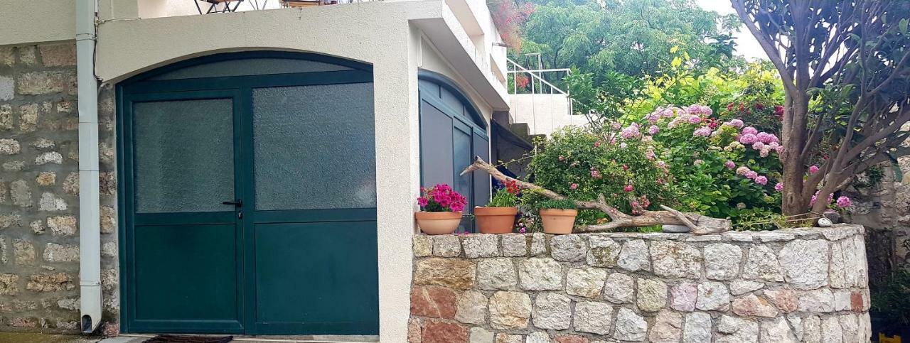 Boutique Home Saltaragazza Petrovac Exterior photo