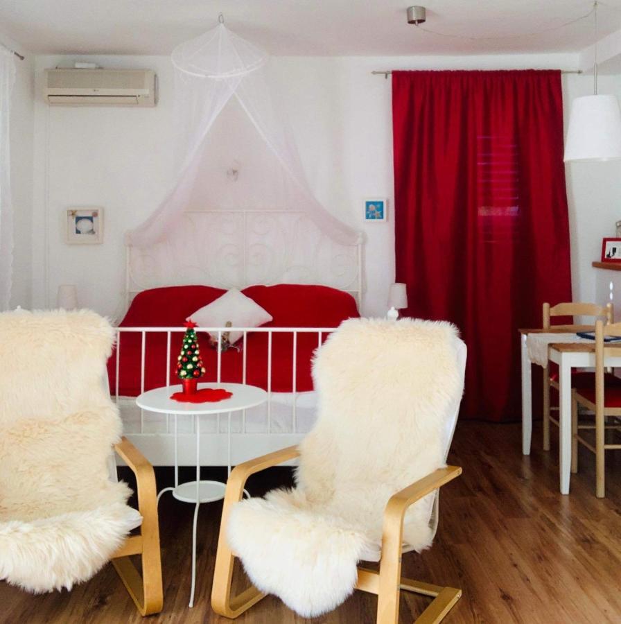 Boutique Home Saltaragazza Petrovac Exterior photo